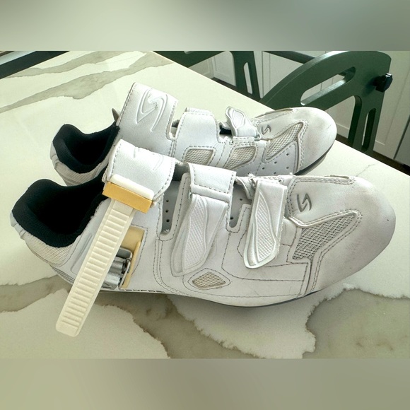 Serfas Spin Shoes - Picture 1 of 5